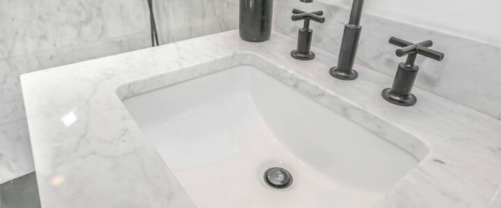 5 Useful Tips to Unclog a Drain