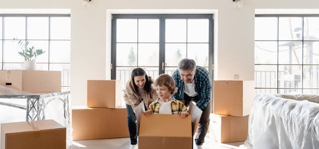 6 Tips for a Smooth Transition When Moving with Kids 6 Tips for a Smooth Transition When Moving with Kids